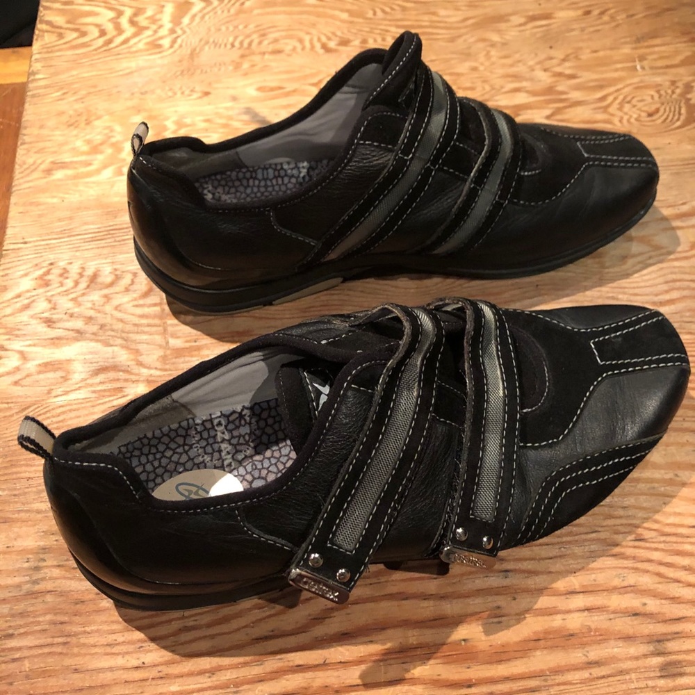 Aetrex Abbey Black Leather Double Straps Shoes
